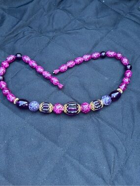 Vintage Purple & Magenta Beaded Necklace Gold Tone Accent Statement Piece